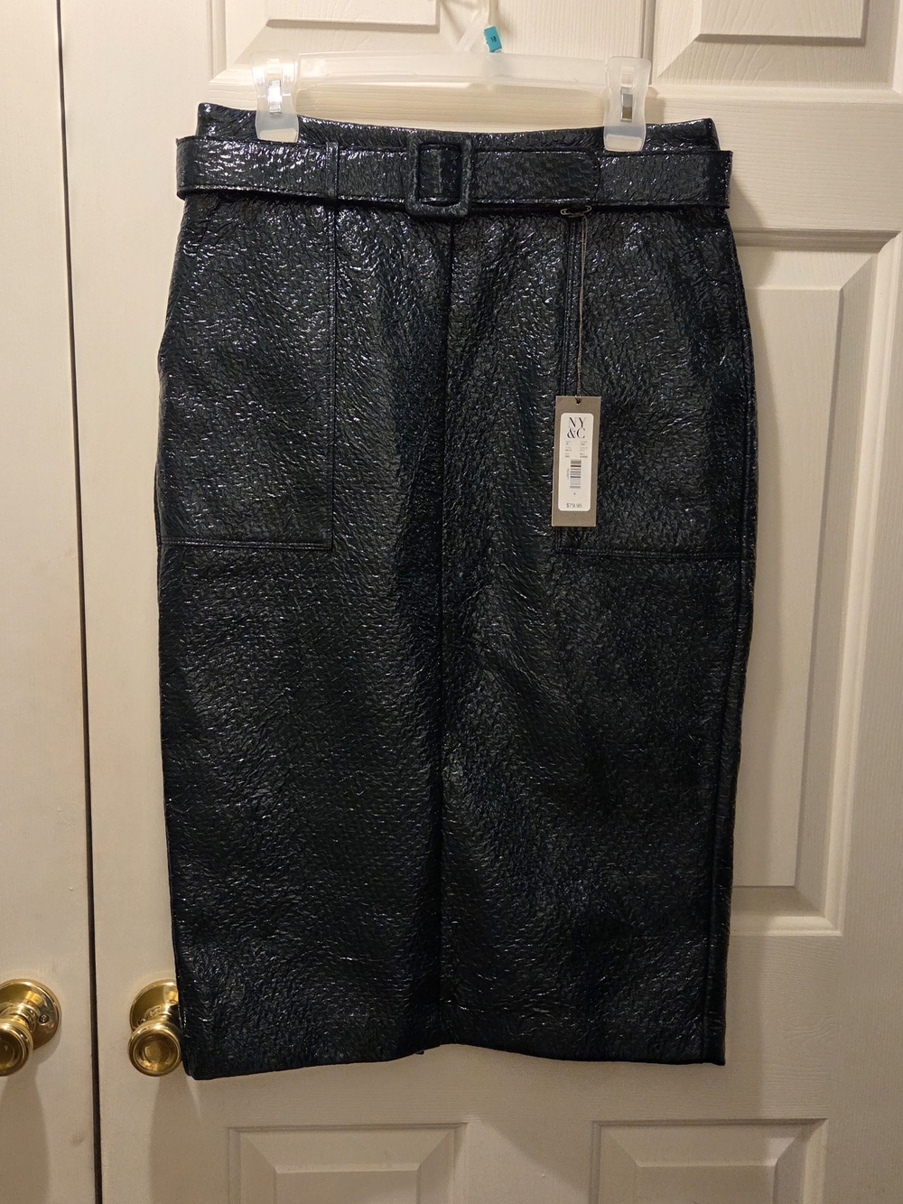 Textured Black Pencil Skirt with Belt